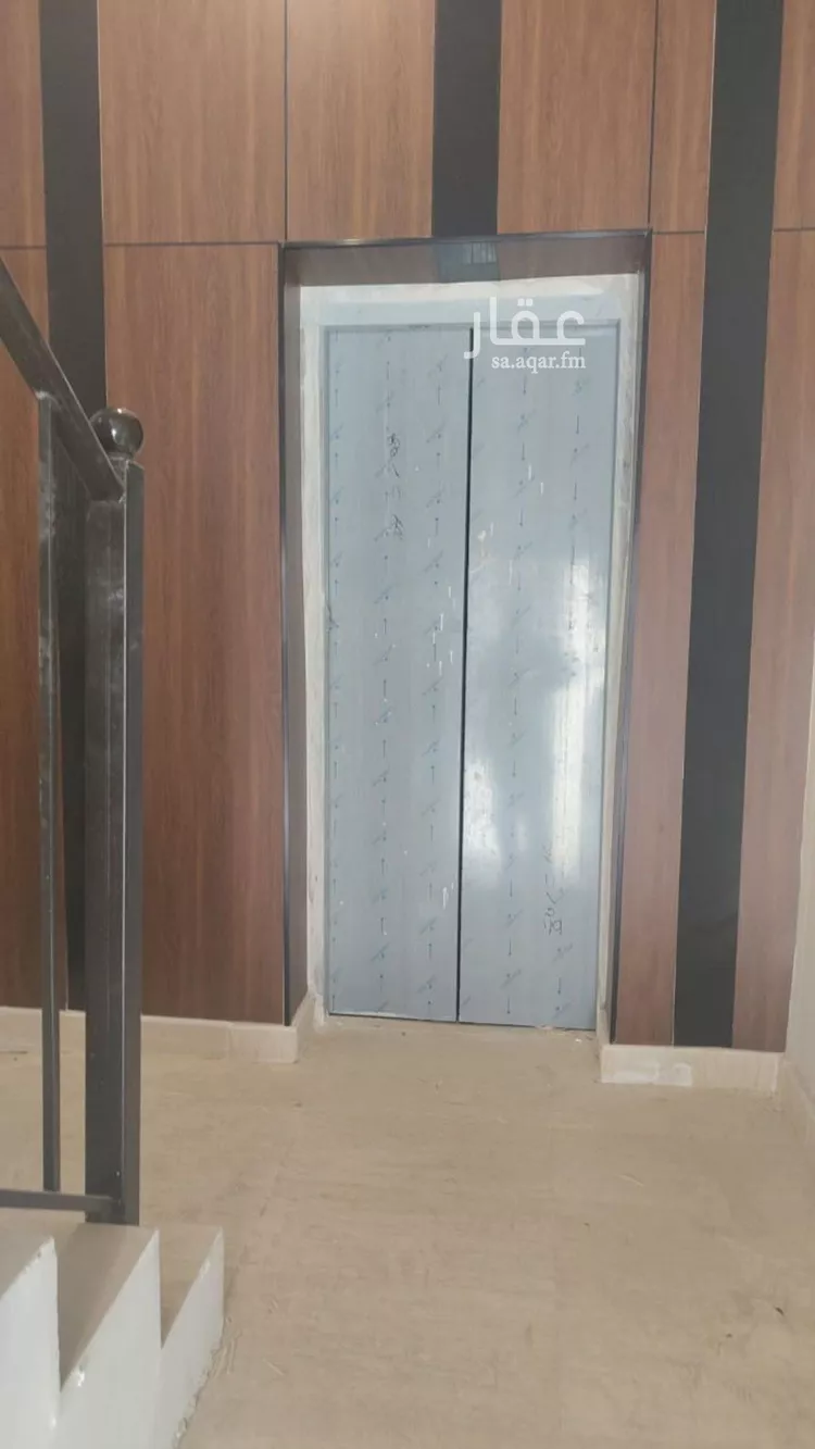 دور للبيع في شارع العزيزيه, حي طيبة, مدينة الرياض, منطقة الرياض 10