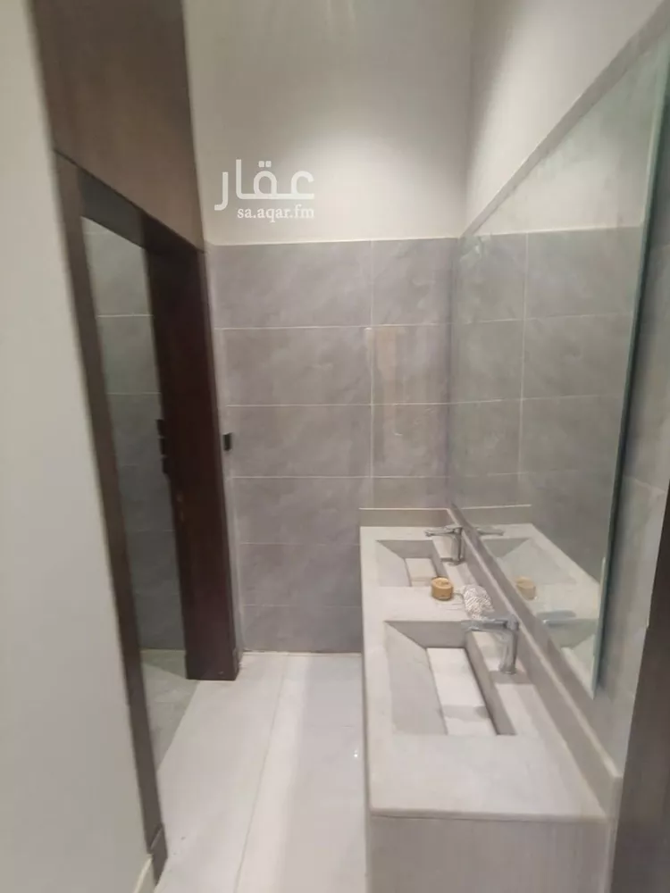 دور للبيع في شارع العزيزيه, حي طيبة, مدينة الرياض, منطقة الرياض 9