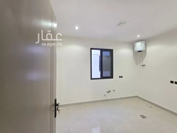 دور للبيع في شارع العزيزيه, حي طيبة, مدينة الرياض, منطقة الرياض صورة 4