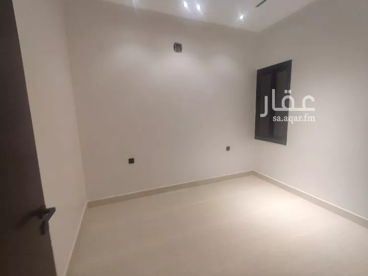 دور للبيع في شارع ابن نعيم, حي طيبة, مدينة الرياض, منطقة الرياض 7