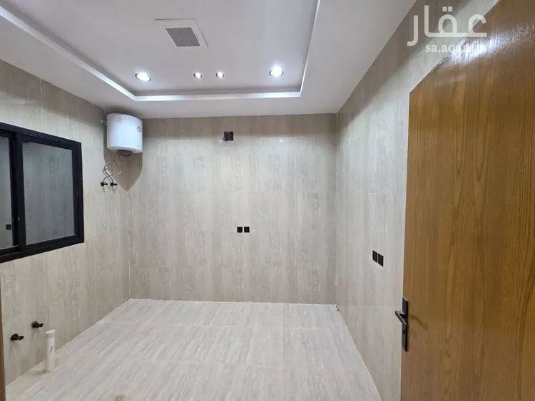 دور للبيع في شارع العزيزيه, حي طيبة, مدينة الرياض, منطقة الرياض 9