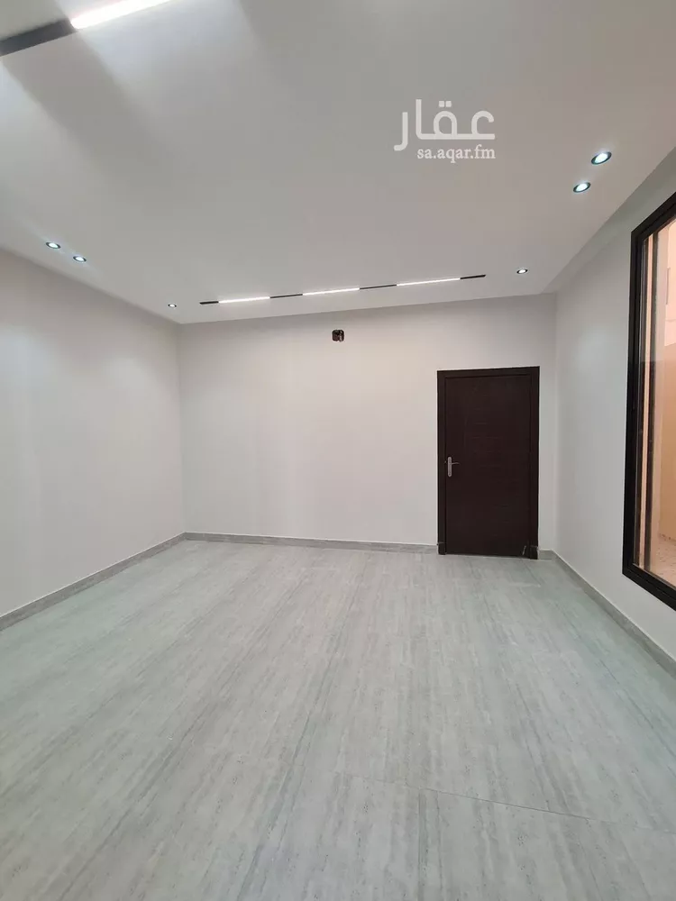 فيلا للبيع في شارع ابن نعيم, حي طيبة, مدينة الرياض, منطقة الرياض صورة 4