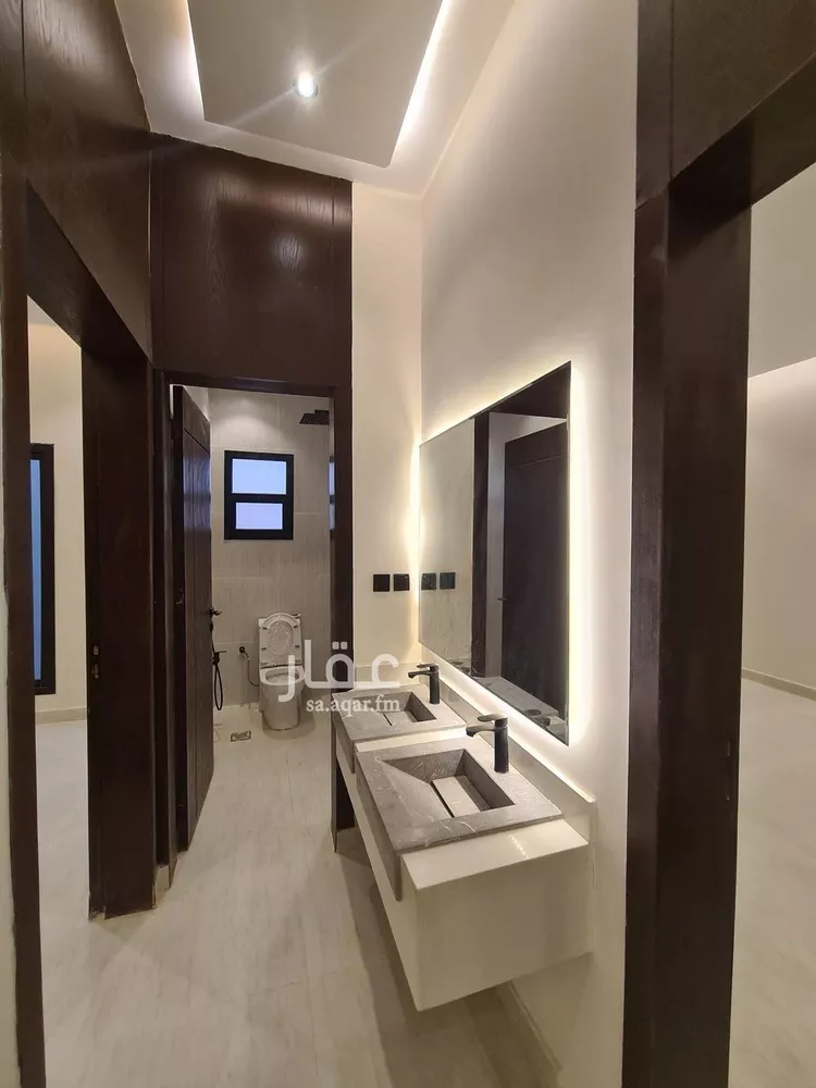 فيلا للبيع في شارع ابن نعيم, حي طيبة, مدينة الرياض, منطقة الرياض 8