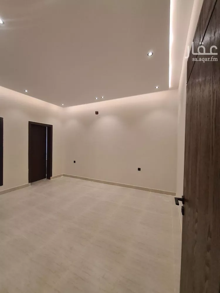 فيلا للبيع في شارع ابن نعيم, حي طيبة, مدينة الرياض, منطقة الرياض 9