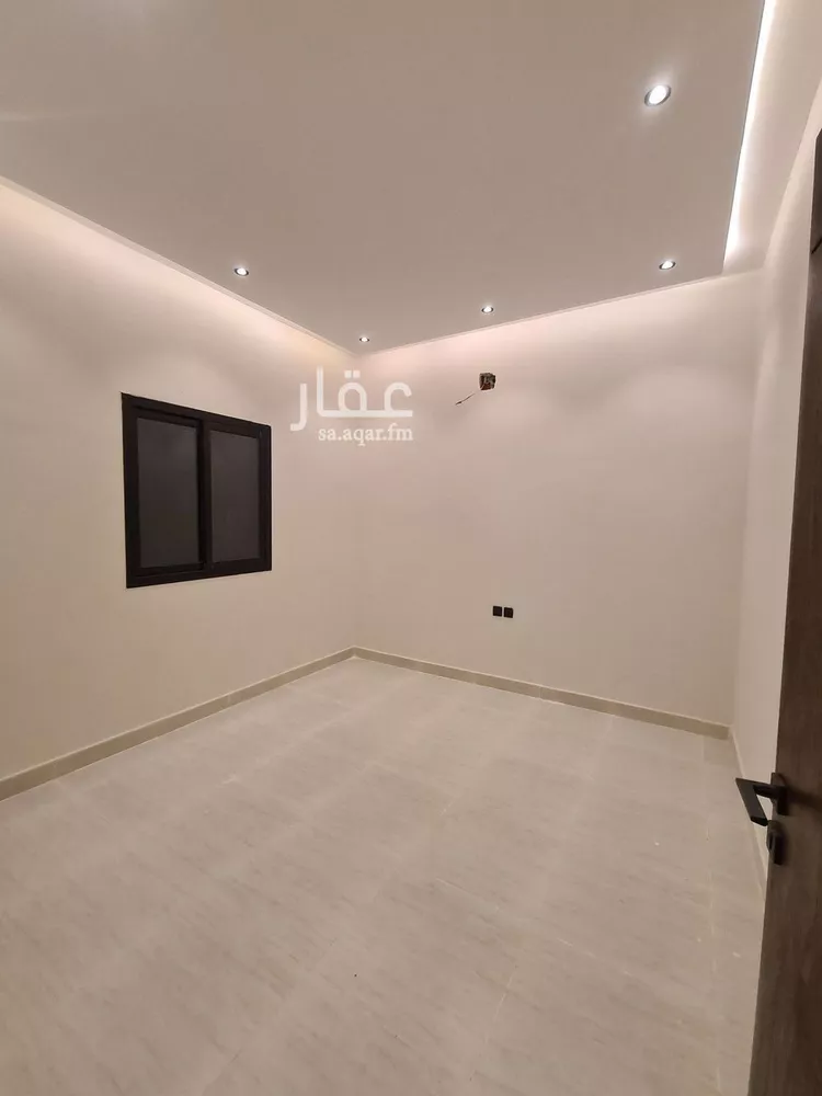 فيلا للبيع في شارع ابن نعيم, حي طيبة, مدينة الرياض, منطقة الرياض 10