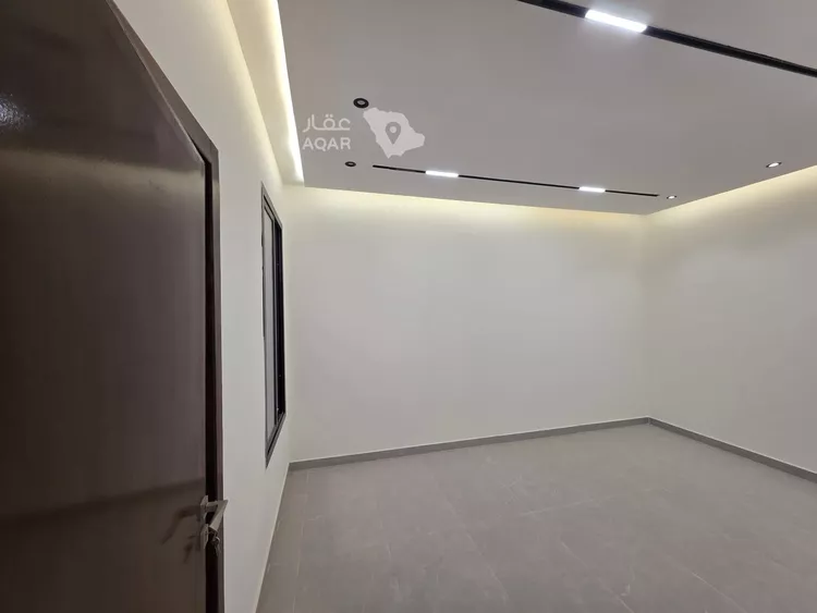 فيلا للبيع في شارع العزيزيه, حي طيبة, مدينة الرياض, منطقة الرياض 7
