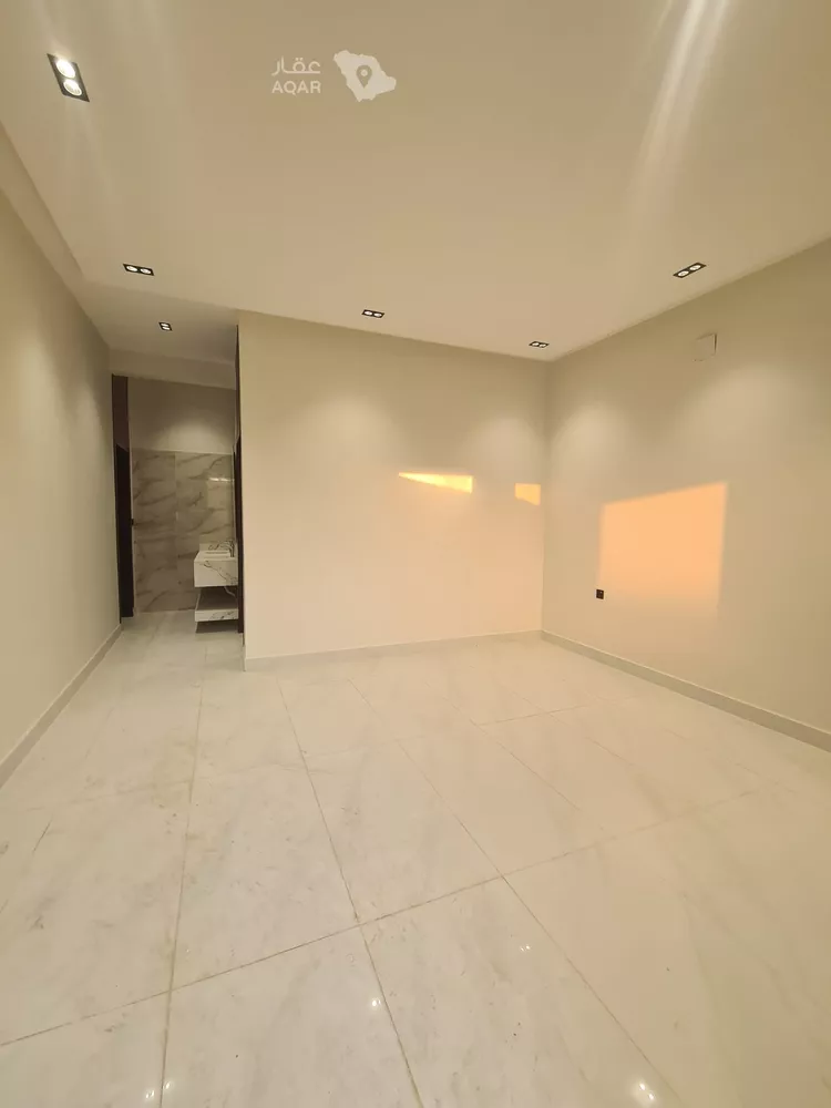 دور للبيع في شارع العزيزيه, حي طيبة, مدينة الرياض, منطقة الرياض صورة 4