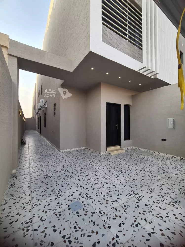 فيلا للبيع في شارع العزيزيه, حي طيبة, مدينة الرياض, منطقة الرياض 2