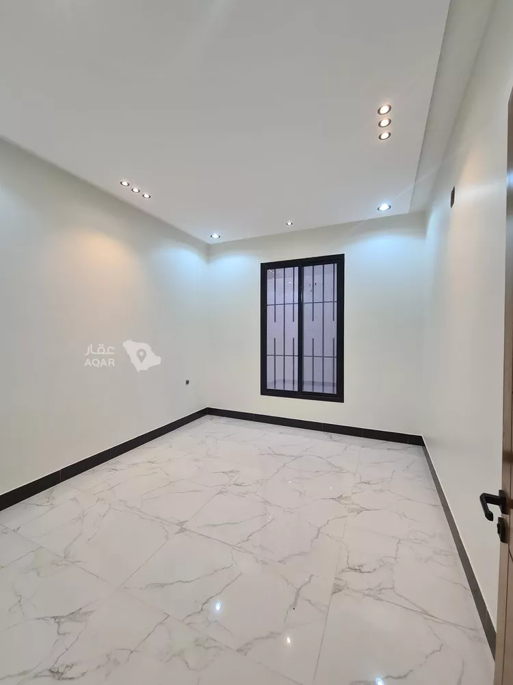 دور للبيع في شارع العزيزيه, حي طيبة, مدينة الرياض, منطقة الرياض 13