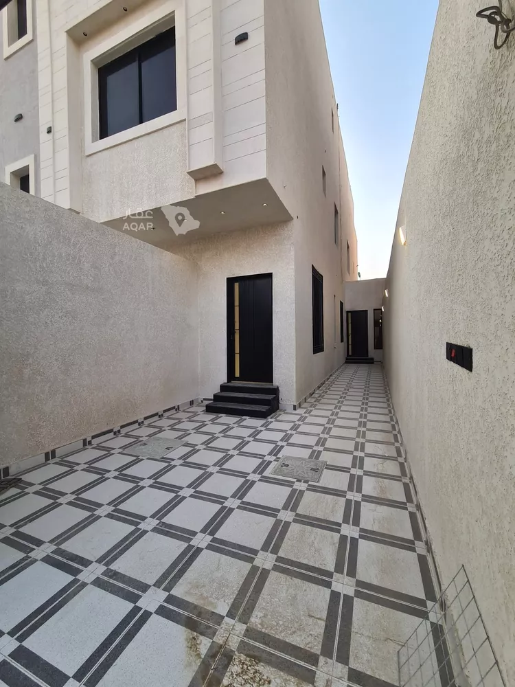 دور للبيع في شارع العزيزيه, حي طيبة, مدينة الرياض, منطقة الرياض 2