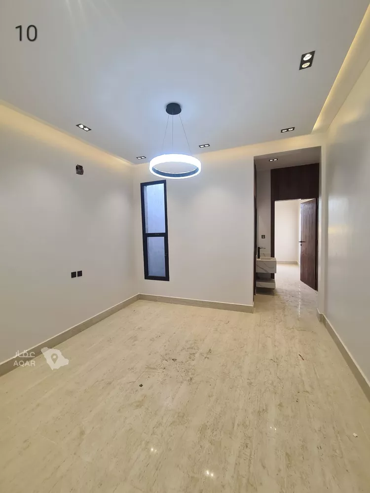 فيلا للبيع في شارع العزيزيه, حي طيبة, مدينة الرياض, منطقة الرياض 5