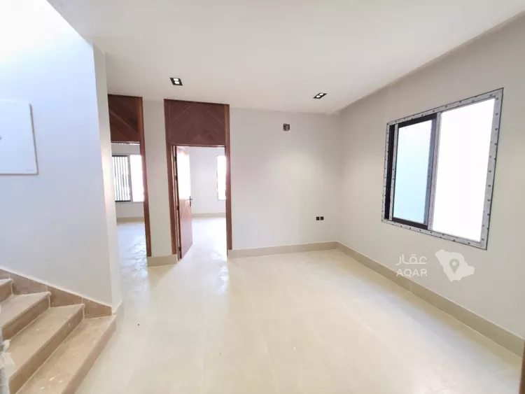 Villa for Sale in Riyadh Okaz 9