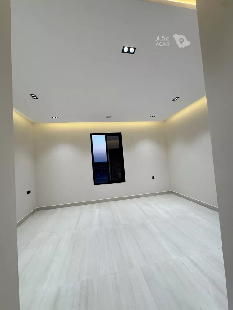 Floor for Sale in Riyadh Dahiat Namar 12