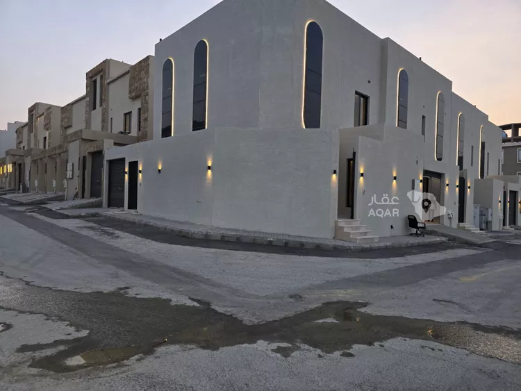فيلا للبيع في شارع ابن نعيم, حي عكاظ, مدينة الرياض, منطقة الرياض صورة 2