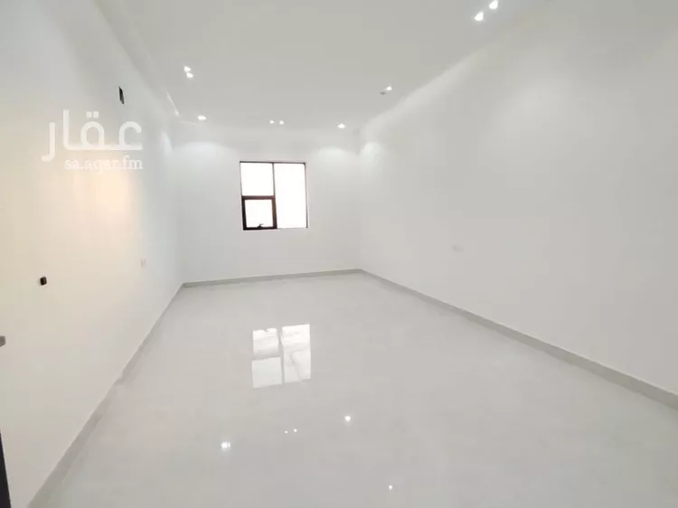 دور للبيع في شارع الدائري الغربي الفرعي, حي العريجاء الغربي, مدينة الرياض, منطقة الرياض صورة 3
