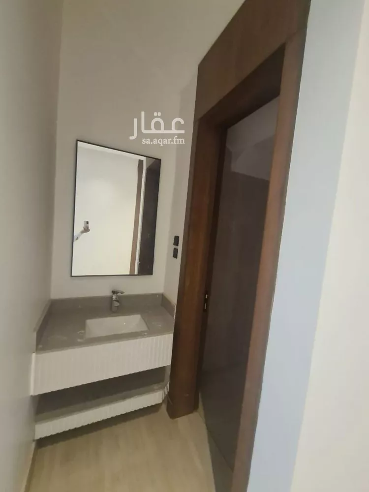 دور للبيع في شارع أبي دهمان, حي بدر, مدينة الرياض, منطقة الرياض صورة 4