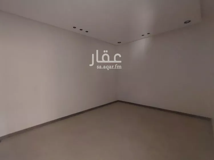 دور للبيع في شارع ابن نعيم, حي طيبة, مدينة الرياض, منطقة الرياض صورة 5