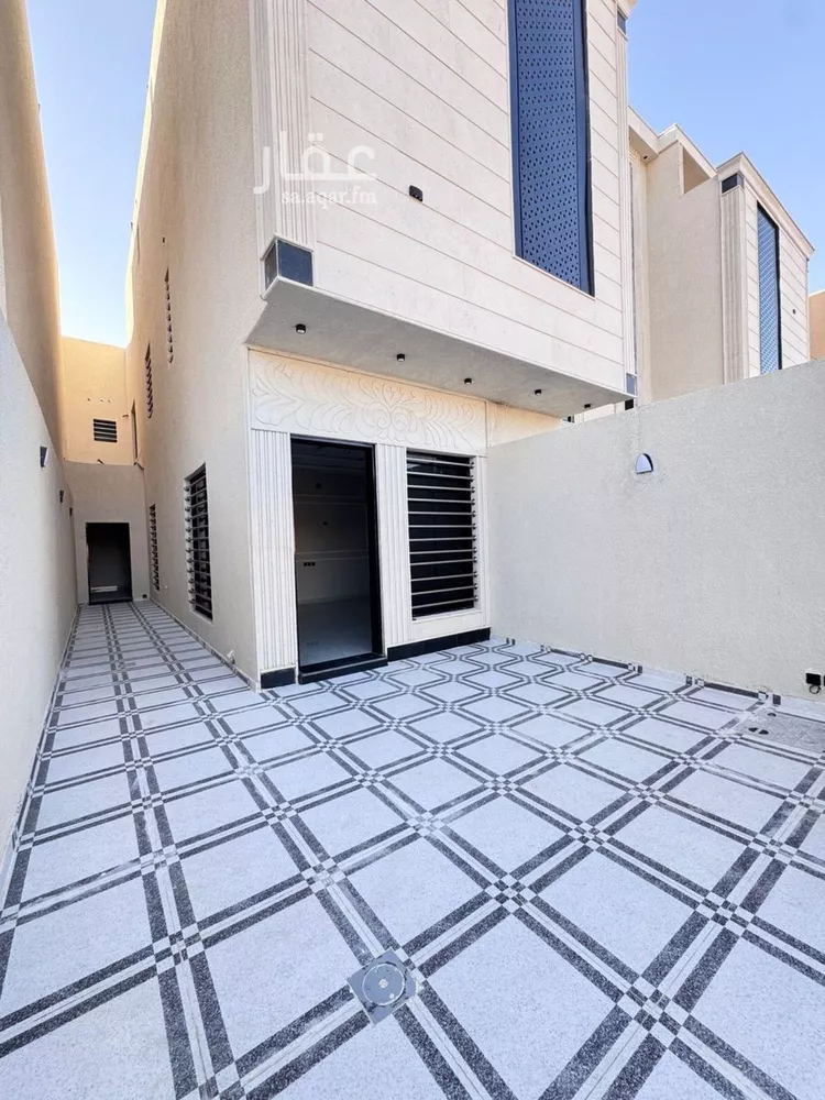 دور للبيع في شارع عبدالرحمن الداخل, حي طويق, مدينة الرياض, منطقة الرياض