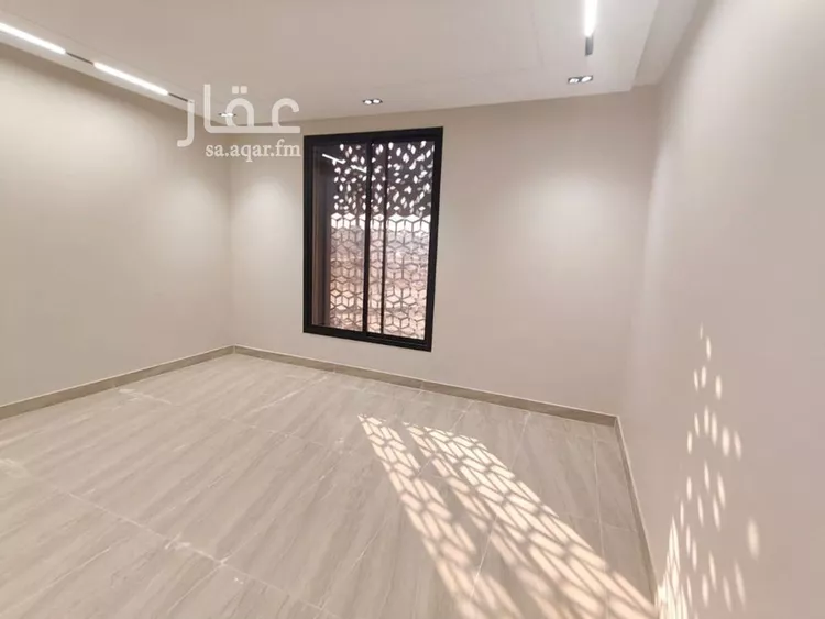 دور للبيع في شارع ريس, حي بدر, مدينة الرياض, منطقة الرياض صورة 4