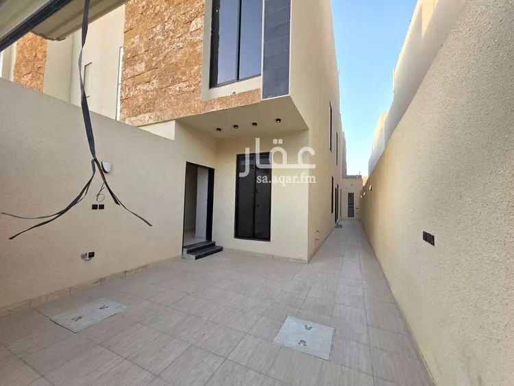 فيلا للبيع في شارع العزيزيه, حي طيبة, مدينة الرياض, منطقة الرياض صورة 3
