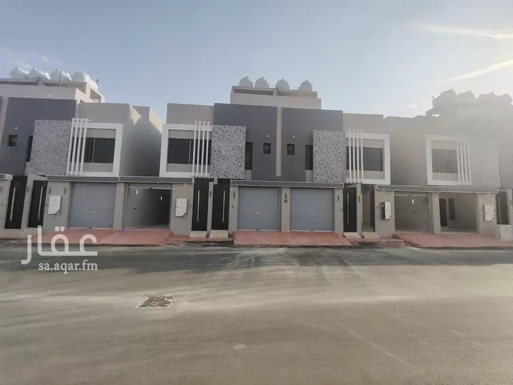 فيلا للبيع في شارع العزيزيه, حي طيبة, مدينة الرياض, منطقة الرياض صورة 2