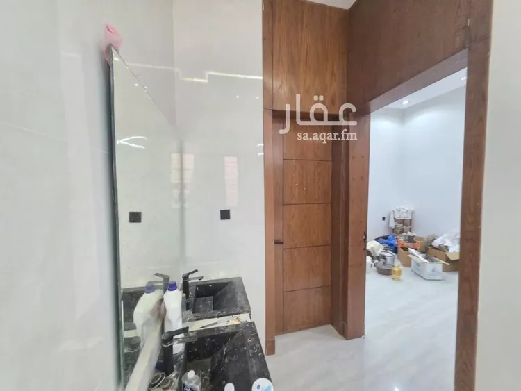 فيلا للبيع في شارع العزيزيه, حي طيبة, مدينة الرياض, منطقة الرياض صورة 4