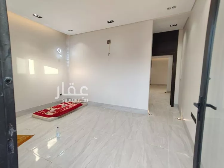 دور للبيع في شارع ريس, حي بدر, مدينة الرياض, منطقة الرياض 6
