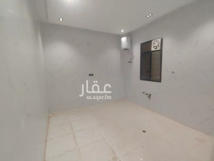 فيلا للبيع في شارع ابن نعيم, حي طيبة, مدينة الرياض, منطقة الرياض 10