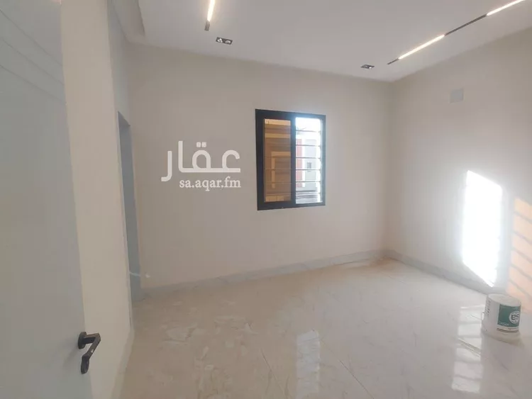 فيلا للبيع في شارع ابن نعيم, حي طيبة, مدينة الرياض, منطقة الرياض 7