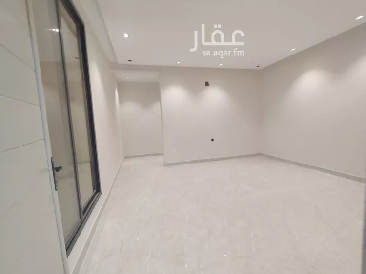 فيلا للبيع في شارع العزيزيه, حي طيبة, مدينة الرياض, منطقة الرياض صورة 5