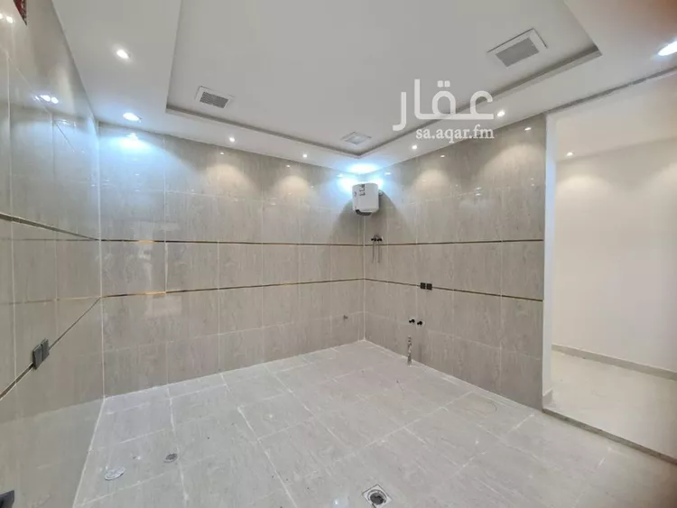 فيلا للبيع في شارع ريس, حي بدر, مدينة الرياض, منطقة الرياض 11