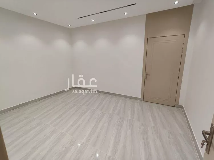فيلا للبيع في شارع ابن نعيم, حي طيبة, مدينة الرياض, منطقة الرياض صورة 2