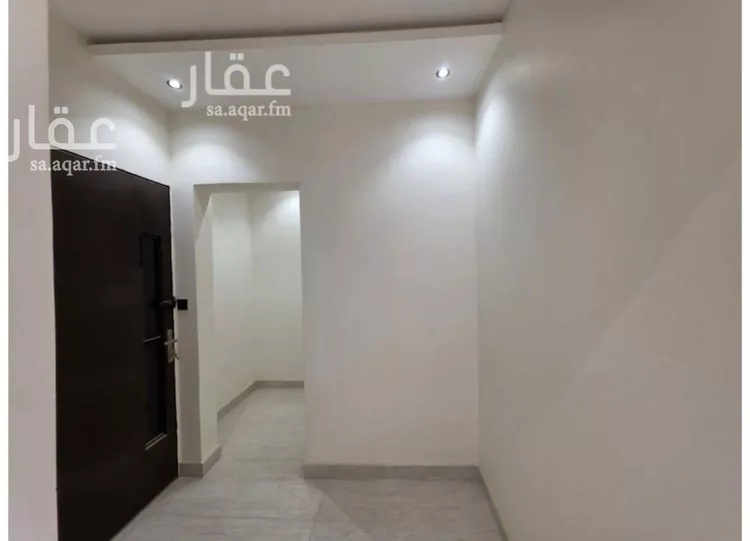 دور للبيع في شارع ابن نعيم, حي طيبة, مدينة الرياض, منطقة الرياض صورة 5