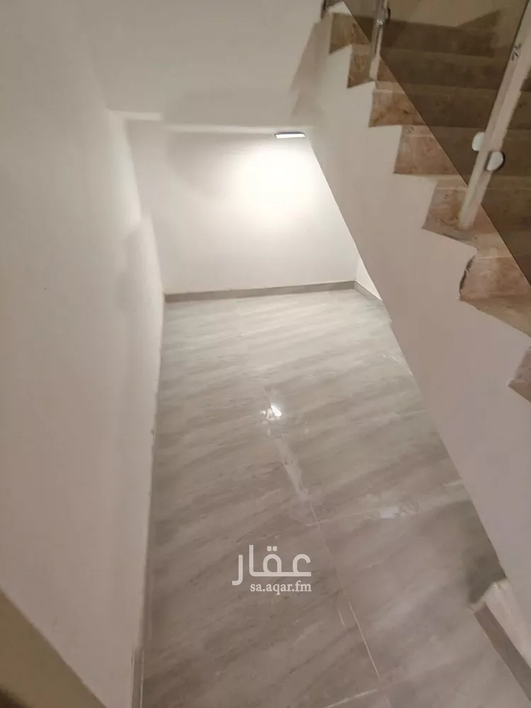 فيلا للبيع في شارع ابن نعيم, حي طيبة, مدينة الرياض, منطقة الرياض 10