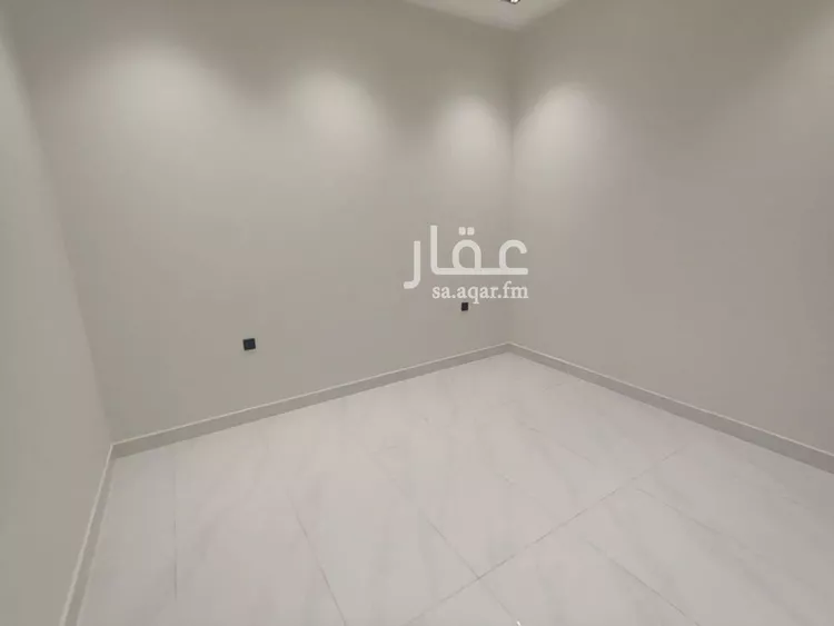 دور للبيع في شارع العزيزيه, حي طيبة, مدينة الرياض, منطقة الرياض صورة 3