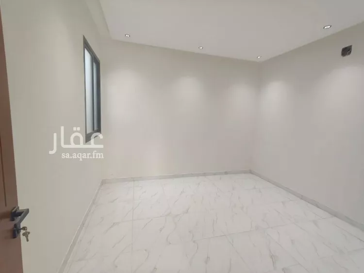 فيلا للبيع في شارع ابن نعيم, حي طيبة, مدينة الرياض, منطقة الرياض صورة 5