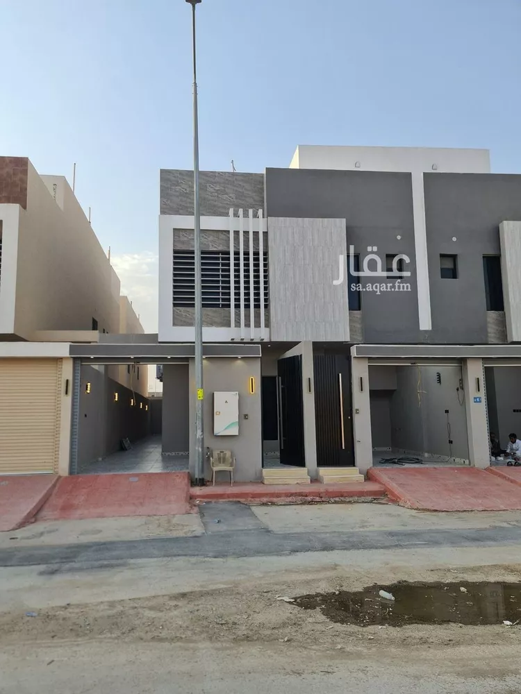 فيلا للبيع في شارع العزيزيه, حي طيبة, مدينة الرياض, منطقة الرياض صورة 2