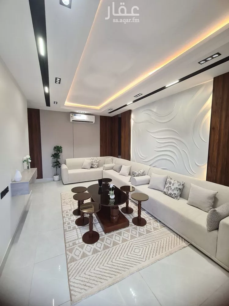 فيلا للبيع في شارع العزيزيه, حي طيبة, مدينة الرياض, منطقة الرياض صورة 4