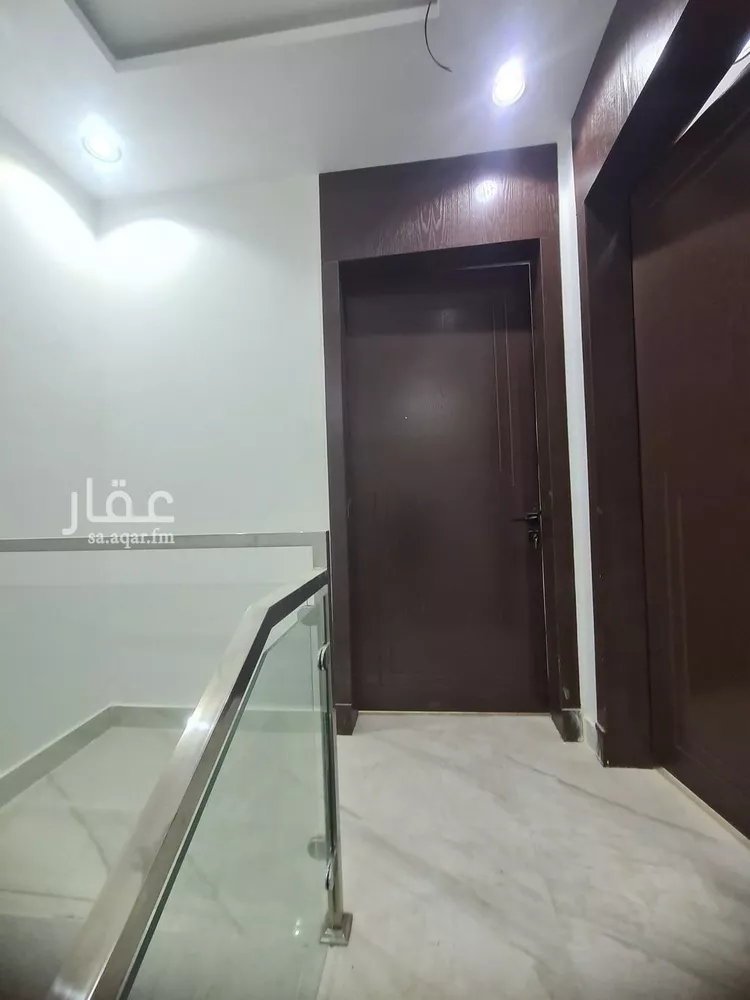 فيلا للبيع في شارع العزيزيه, حي طيبة, مدينة الرياض, منطقة الرياض 10
