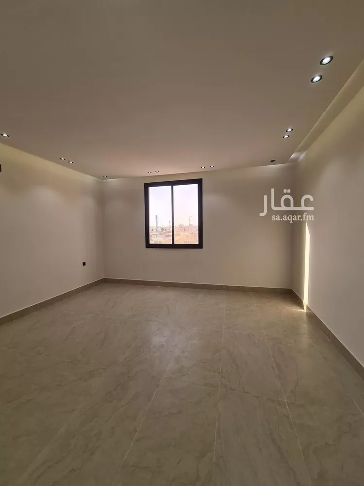 دور للبيع في شارع العزيزيه, حي طيبة, مدينة الرياض, منطقة الرياض 6