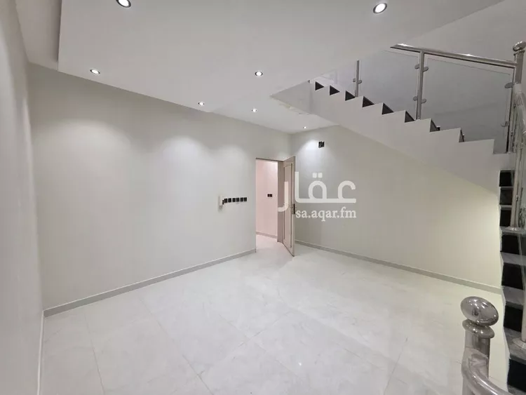 فيلا للبيع في شارع العزيزيه, حي طيبة, مدينة الرياض, منطقة الرياض 11
