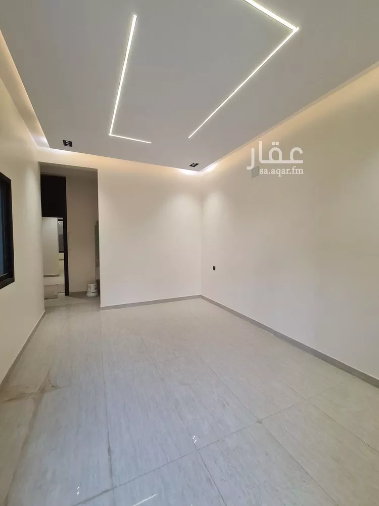 فيلا للبيع في شارع العزيزيه, حي طيبة, مدينة الرياض, منطقة الرياض صورة 4