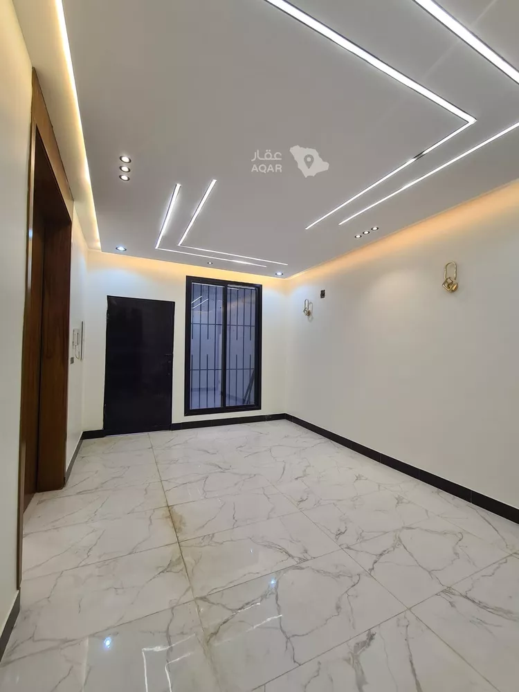 دور للبيع في شارع العزيزيه, حي طيبة, مدينة الرياض, منطقة الرياض 7