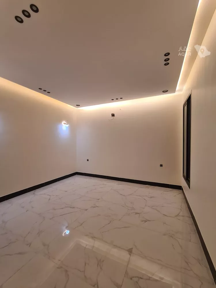 دور للبيع في شارع العزيزيه, حي طيبة, مدينة الرياض, منطقة الرياض 12