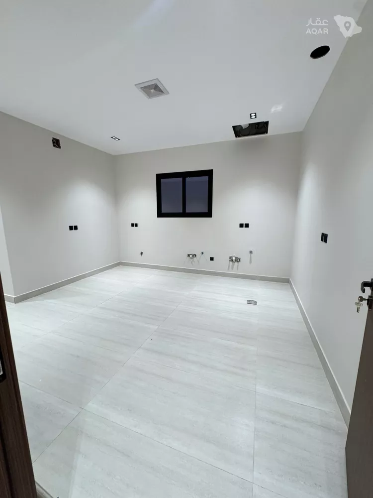 Floor for Sale in Riyadh Dahiat Namar ุตูุฑุฉ 3