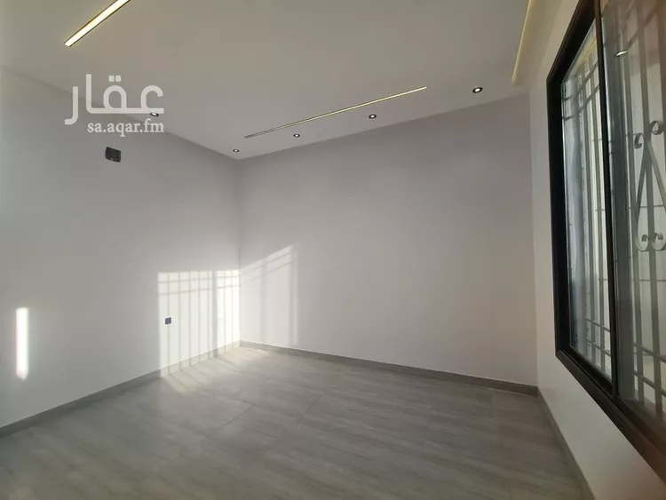 فيلا للبيع في شارع حجة الإسلام, حي عكاظ, مدينة الرياض, منطقة الرياض صورة 5