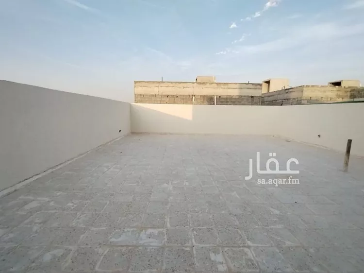 دور للبيع في شارع صلالة, حي العريجاء الغربي, مدينة الرياض, منطقة الرياض صورة 5