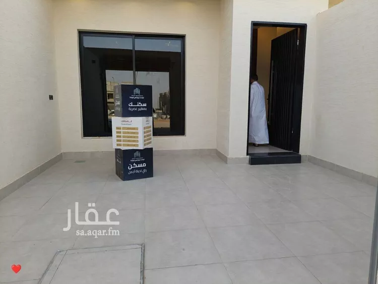 فيلا للبيع في شارع درنة, حي عكاظ, مدينة الرياض, منطقة الرياض صورة 4