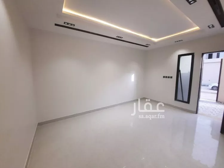 دور للبيع في شارع ابن نعيم, حي طيبة, مدينة الرياض, منطقة الرياض صورة 3