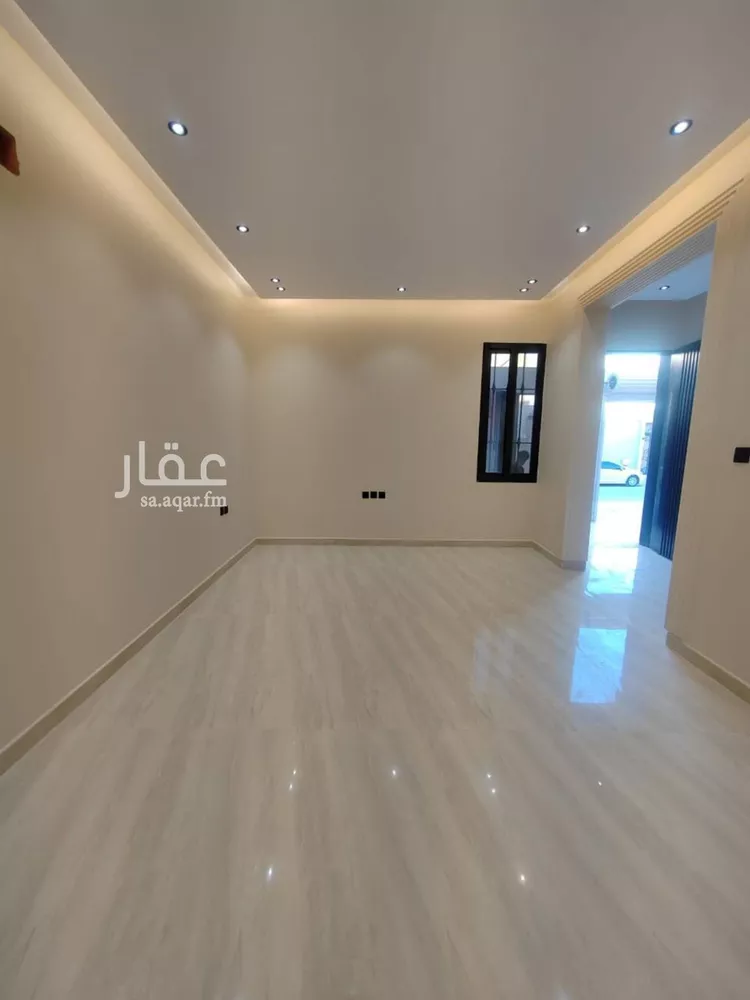 فيلا للبيع في شارع عباس بن فرناس, حي العريجاء الأوسط, مدينة الرياض, منطقة الرياض صورة 2